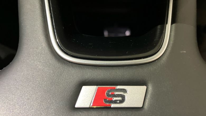 Audi A4 40 TFSI 204 Black Edition 4dr S Tronic Petrol Saloon